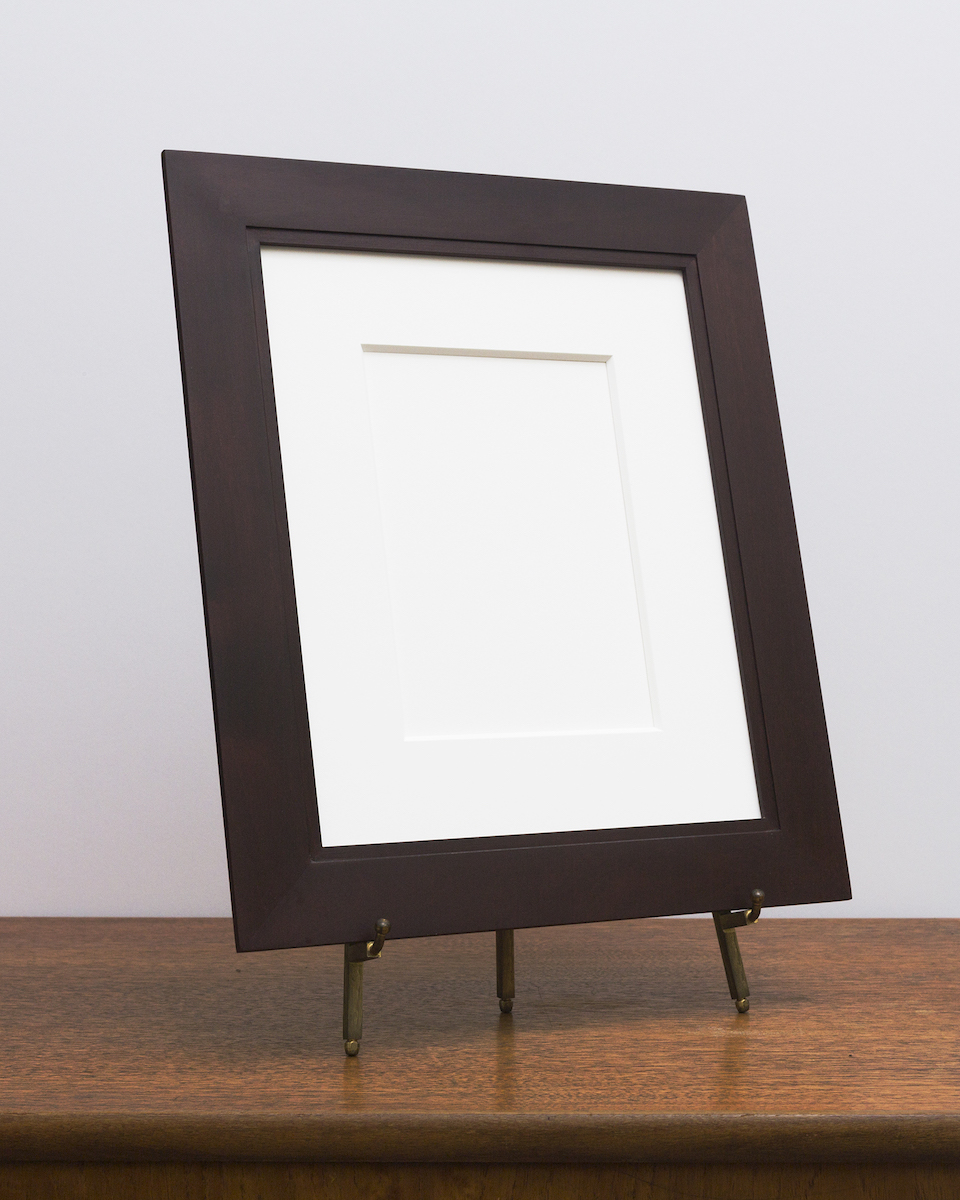 manhassat-frame-sienna-side Manhassat Frame in Maple with Umber Stain